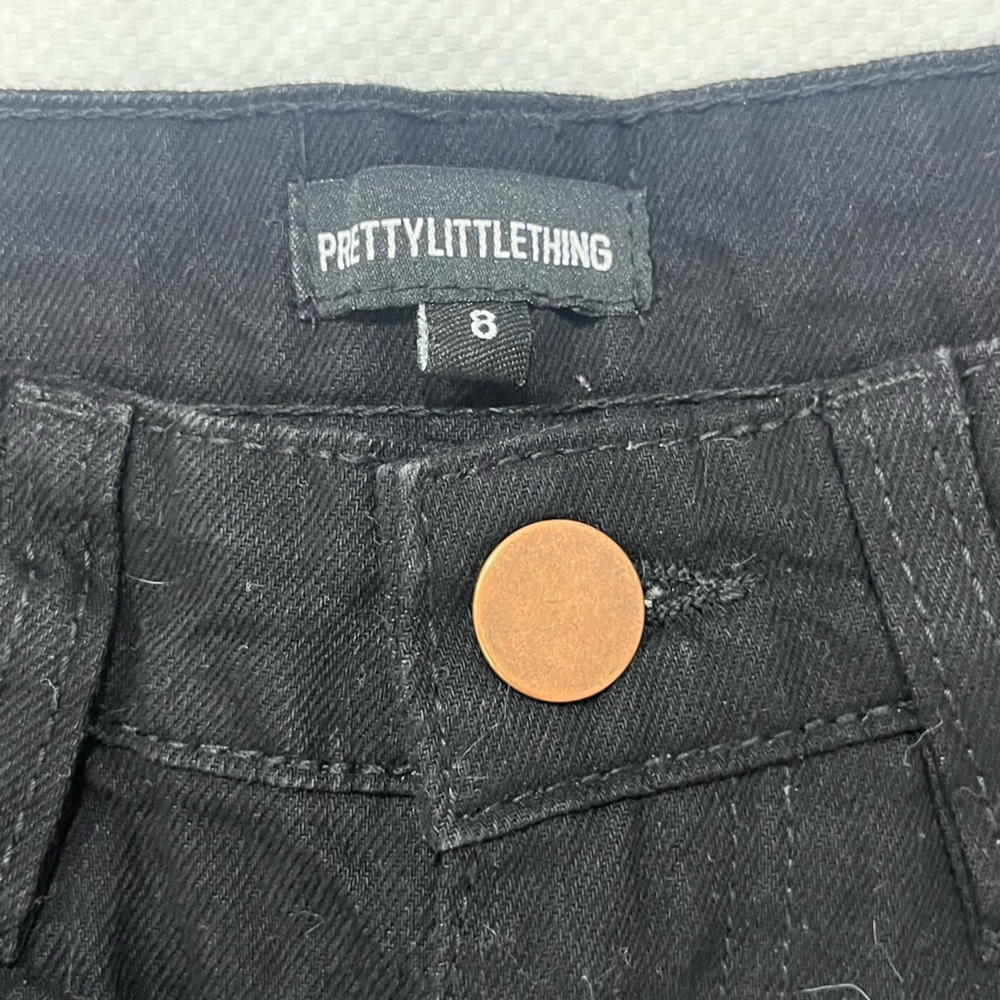 High waisted baggy black pretty little thing jeans
